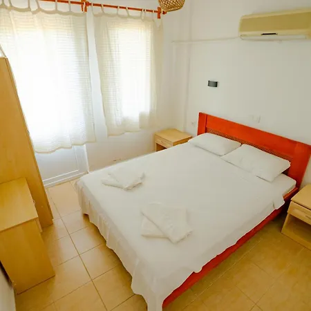 Defne Olive Gardens, Koca Calis, - Previously Defne Semesterbostad *